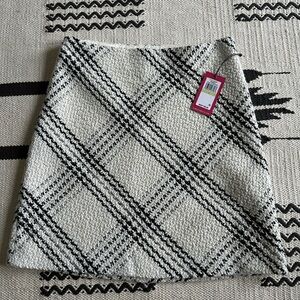 Vince Camuto Black and White A-Line Mini Skirt